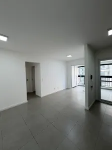 Apartamento com 2 Quartos para alugar, 63m² no Alphaville Empresarial, Barueri