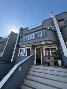 Casa de Condomínio com 6 Quartos à venda, 205m² no Camboinhas, Niterói