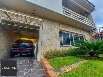 Casa com 3 Quartos à venda, 251m² no Cavalhada, Porto Alegre