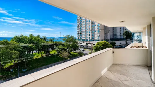 Apartamento com 3 Quartos à venda, 157m² no Agronômica, Florianópolis