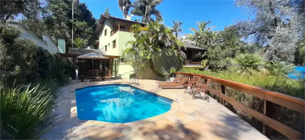 Casa de Condomínio com 4 Quartos à venda, 390m² no Caraguatá, Mairiporã
