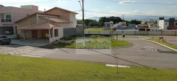 Lote/Terreno à venda, 303m² no Parque Vera Cruz, Tremembé