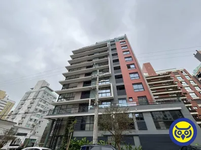 Apartamento com 2 Quartos para alugar, 135m² no Centro, Florianópolis
