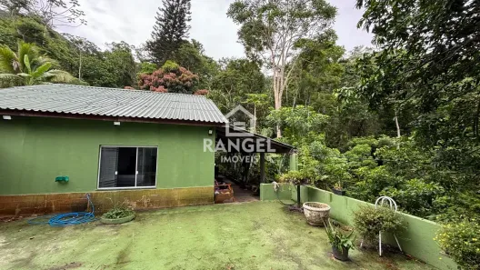 Casa de Condomínio com 3 Quartos para alugar, 1200m² no Vargem Grande, Rio de Janeiro