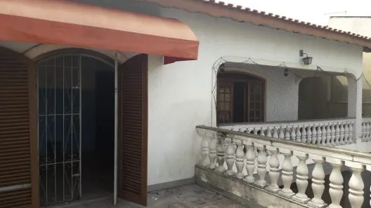 Casa com 3 Quartos para venda ou aluguel, 200m² no Jardim Duprat, São Paulo
