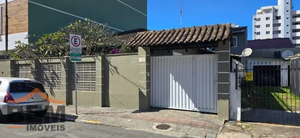 Casa com 3 Quartos à venda, 294m² no Centro, Itajaí
