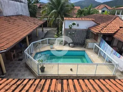 Casa de Condomínio com 2 Quartos à venda, 200m² no Itaipu, Niterói