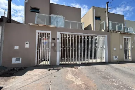 Sobrado com 3 Quartos para alugar, 120m² no Jardim Cambuí, Botucatu