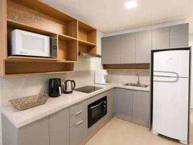 Kitnet com 1 Quarto para alugar, 30m² no Centro, Florianópolis