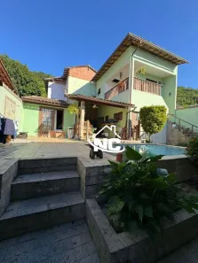 Casa com 4 Quartos à venda, 189m² no Piratininga, Niterói