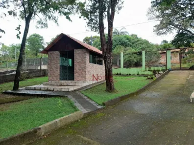Casa com 3 Quartos à venda, 200m² no , Mateus Leme