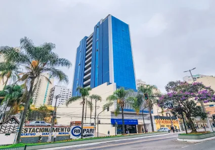 Sala Comercial para alugar, 91m² no Centro, Juiz de Fora
