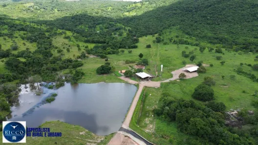 Fazenda/Sítio com 3 Quartos à venda, 72m² no Setor Central, Morro Agudo de Goiás