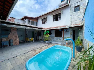 Casa com 5 Quartos à venda, 328m² no Monte Castelo, Contagem
