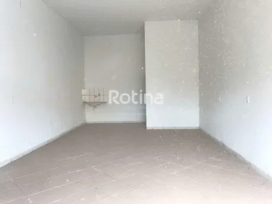 Ponto Comercial para alugar, 60m² no Nossa Senhora das Graças, Uberlândia