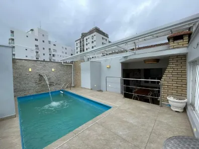 Sobrado com 3 Quartos à venda, 210m² no Marapé, Santos