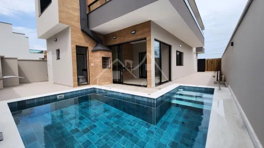 Sobrado com 4 Quartos à venda, 210m² no , Peruíbe