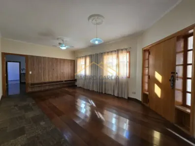 Casa com 3 Quartos para alugar, 206m² no Chácara Machadinho II, Americana