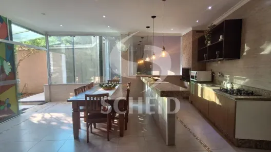 Casa com 3 Quartos para alugar, 400m² no Jardim Caravelas, São Paulo