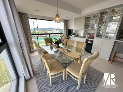 Apartamento com 3 Quartos à venda, 90m² no Centro, Camboriú