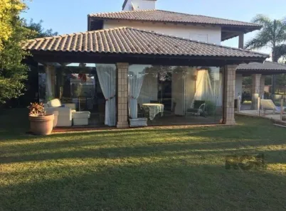 Casa com 4 Quartos à venda, 231m² no XANGRI-LÁ, Xangri-lá