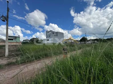 Lote/Terreno à venda, 720m² no São Roque, Divinópolis