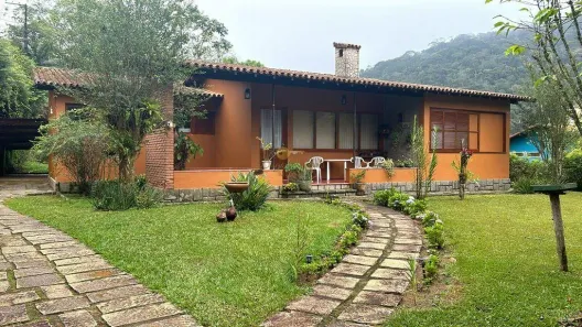 Casa com 7 Quartos à venda, 150m² no Albuquerque, Teresópolis