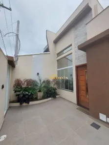 Casa com 4 Quartos à venda, 290m² no Extensão do Bosque, Rio das Ostras