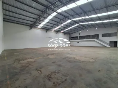 Galpão/Depósito/Armazém para alugar, 2800m² no Cachoeirinha, Belo Horizonte