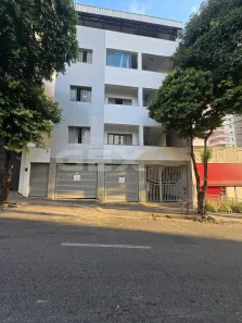 com 9 Quartos à venda, 670m² no Centro, Divinópolis
