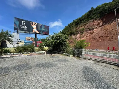 Lote/Terreno à venda, 1600m² no Praia dos Amores, Balneário Camboriú