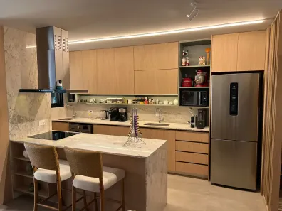 Apartamento com 2 Quartos à venda, 75m² no Cabral, Curitiba