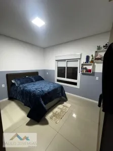 Casa com 3 Quartos à venda, 212m² no Sambaqui, Florianópolis