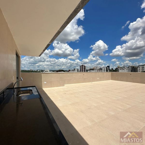 Cobertura com 4 quartos — Indaiá, Belo Horizonte