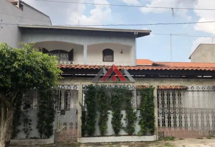 Sobrado com 5 Quartos à venda, 234m² no Jardim Medina, Poá