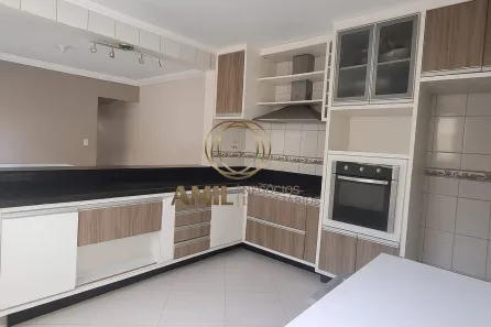 Sobrado com 3 Quartos à venda, 380m² no Jardim Santa Hermínia, São José dos Campos