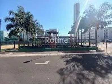 Apartamento com 2 Quartos para alugar, 42m² no Gávea, Uberlândia
