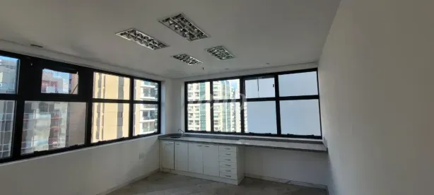 Sala Comercial para alugar, 45m² no Indianópolis, São Paulo