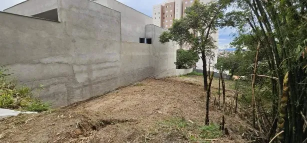 Lote/Terreno à venda, 500m² no Jardim Bandeirantes, Sorocaba