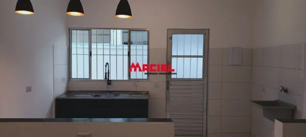 Casa com 2 Quartos à venda, 60m² no Jardim dos Bandeirantes, São José dos Campos