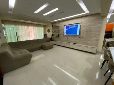 Casa com 3 Quartos à venda, 300m² no Riacho Fundo I, Brasília