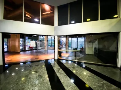 Ponto Comercial para alugar, 110m² no Três Figueiras, Porto Alegre