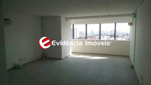 Sala Comercial à venda, 39m² no Vila Gilda, Santo André