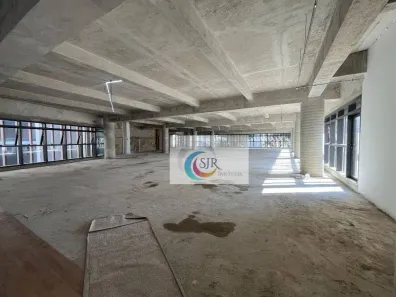 Sala Comercial para alugar, 918m² no Pinheiros, São Paulo