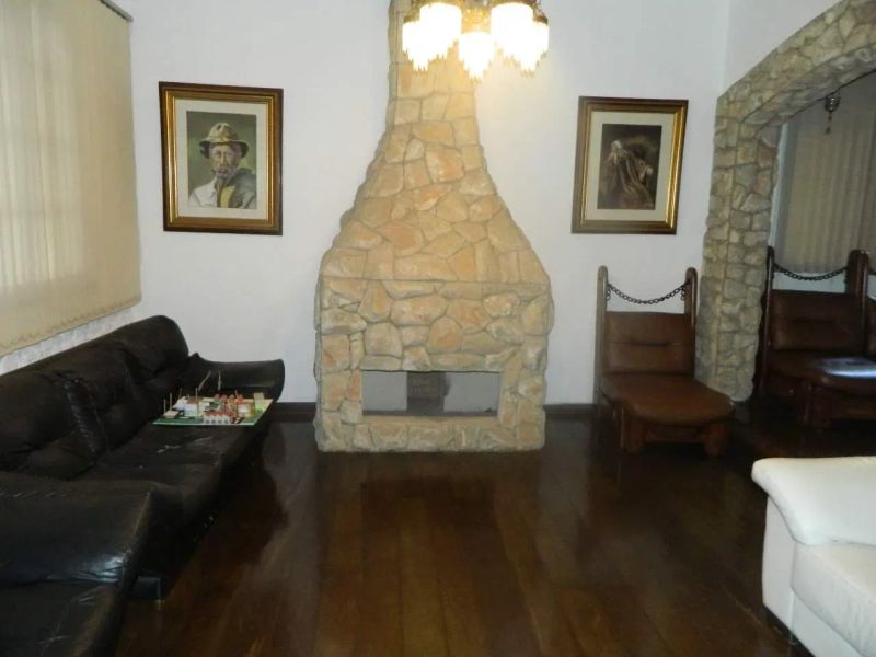 Casa com 7 quartos — Santa Lúcia, Belo Horizonte
