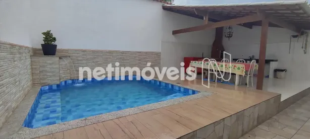 Casa com 3 Quartos à venda, 250m² no Liberdade, Santa Luzia