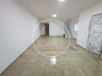 Sobrado com 3 Quartos para venda ou aluguel, 250m² no Socorro, São Paulo