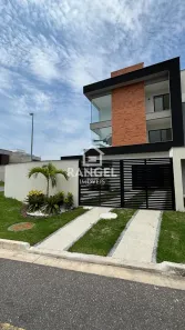Casa de Condomínio com 3 Quartos à venda, 240m² no Vargem Pequena, Rio de Janeiro