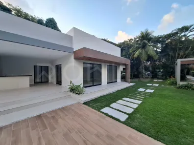 Casa de Condomínio com 4 Quartos à venda, 280m² no Itaipu, Niterói