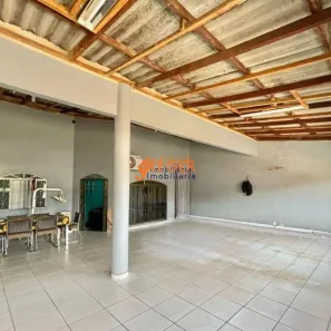 Casa com 3 Quartos à venda, 237m² no Castanheira, Porto Velho